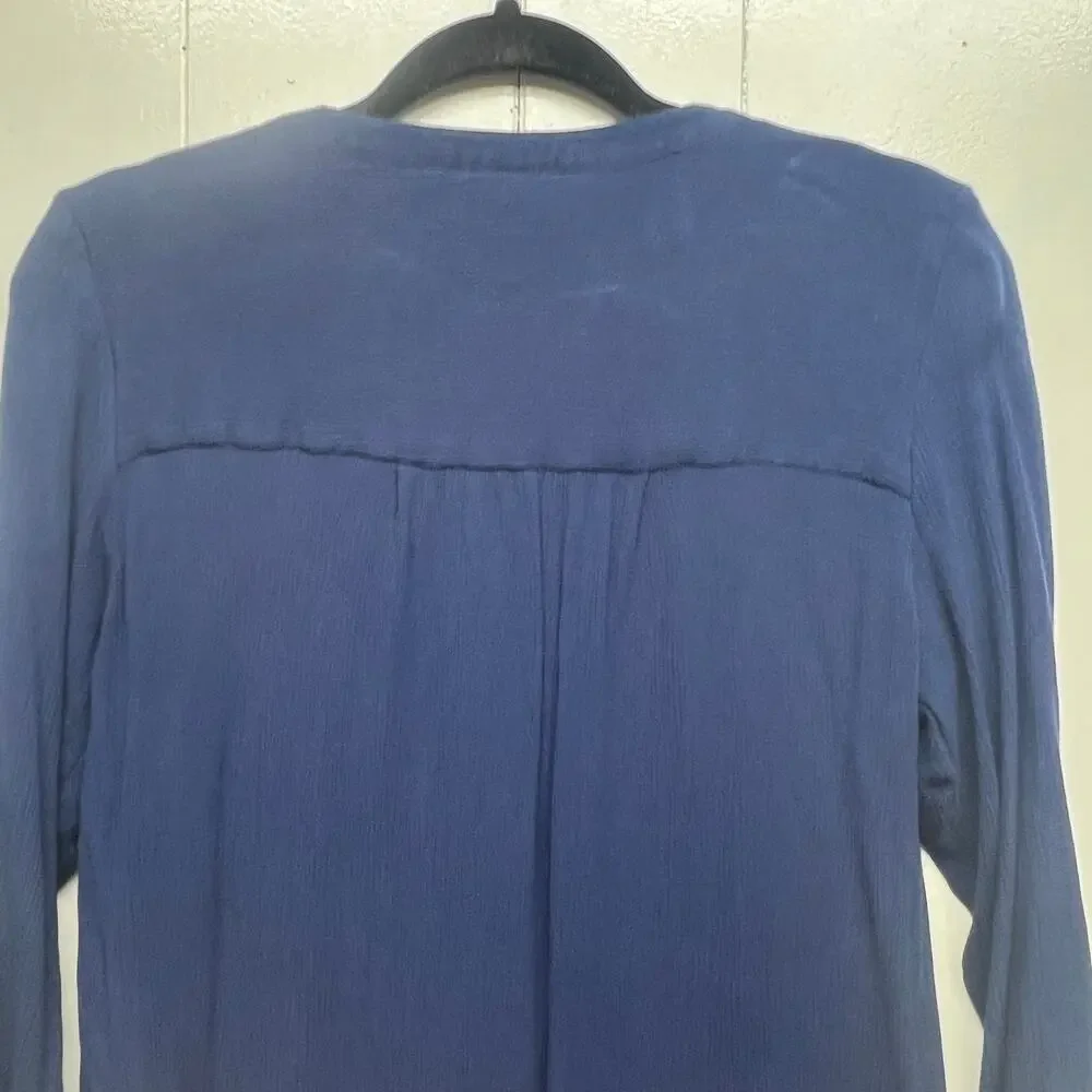 St. John's Bay V-Neck 3/4 Sleeve Navy Blue Women's Top Size Medium Crochet - Picture 7 of 11